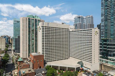 cheap hotels near toronto coach terminal